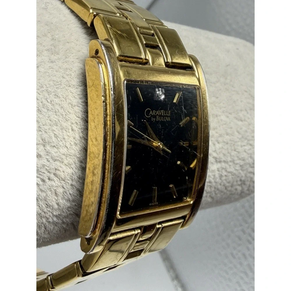Caravelle By Bulova 44D05 Mens Tank Watch New Battery 26MM 8.5